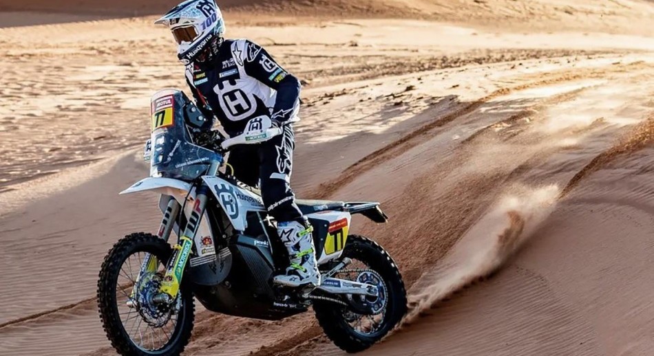 Luciano Benavides quedó segundo del podio sudamericano de motos