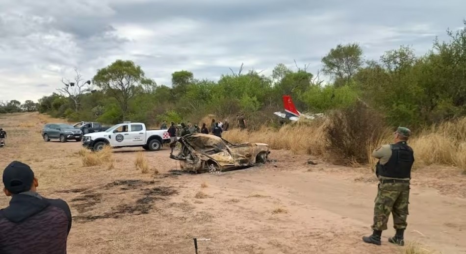 Una avioneta narco se estrelló en Salta: cuatro detenidos y 364 kilos de cocaína