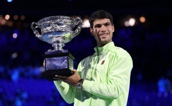 Alcaraz ganó el Abierto de Australia tras vencer a Djokovic en cuatro sets