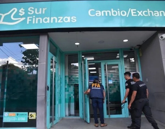 Sur Finanzas: Nuevos allanamientos y cuatro detenidos por ocultar y borrar pruebas