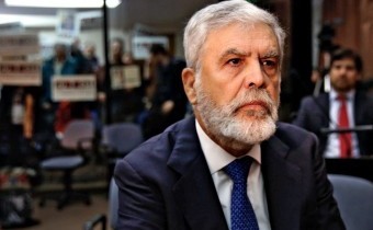 Los familiares de las víctimas de la Tragedia de Once repudiaron la prisión domiciliaria de De Vido