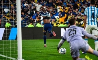 Copa Argentina: Con tres goles de Valencia, Boca se lo dio vuelta a Racing